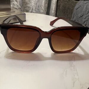 Stylish Brown Sunglasses